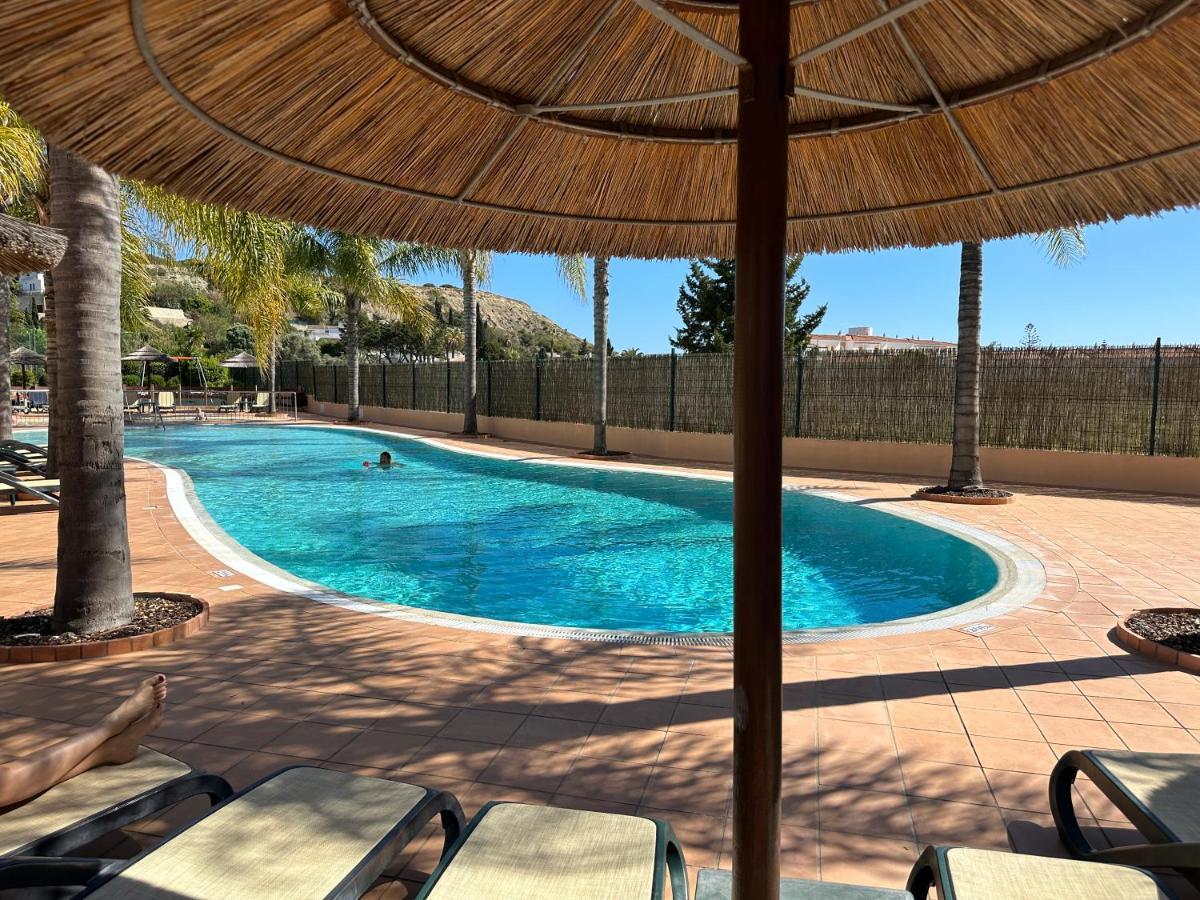 Baia Da Luz Luz Beach 1 Bedroom Apartment Kültér fotó