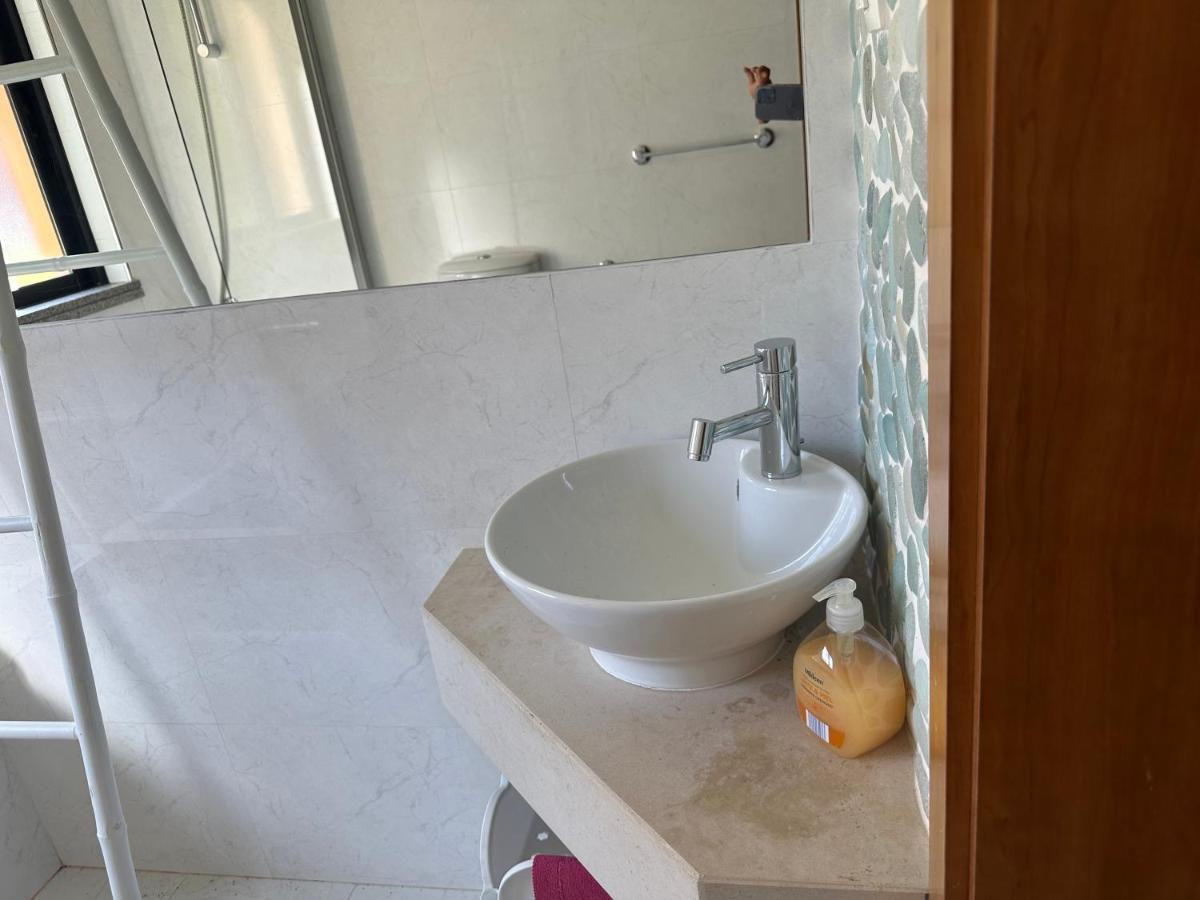 Baia Da Luz Luz Beach 1 Bedroom Apartment Kültér fotó